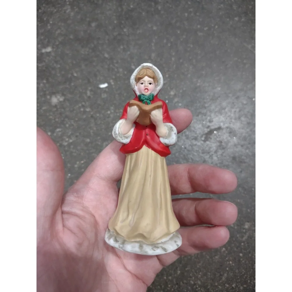 Vintage Russ Berrie Porcelain Christmas Carolers Choir Set 3 Village...